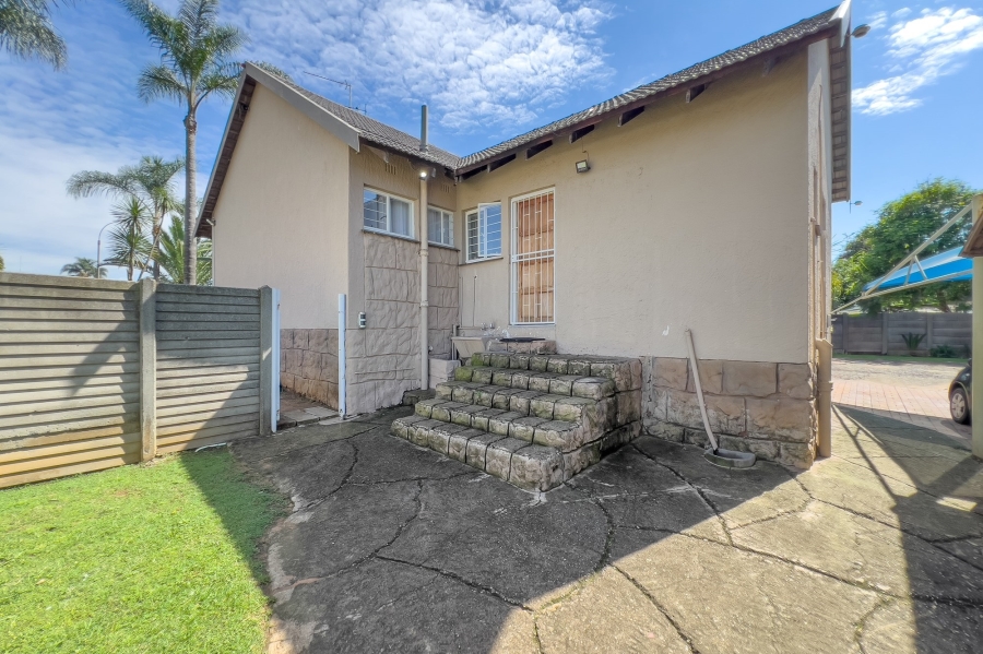 4 Bedroom Property for Sale in Birchleigh Gauteng
