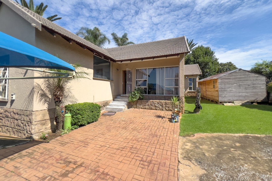 4 Bedroom Property for Sale in Birchleigh Gauteng