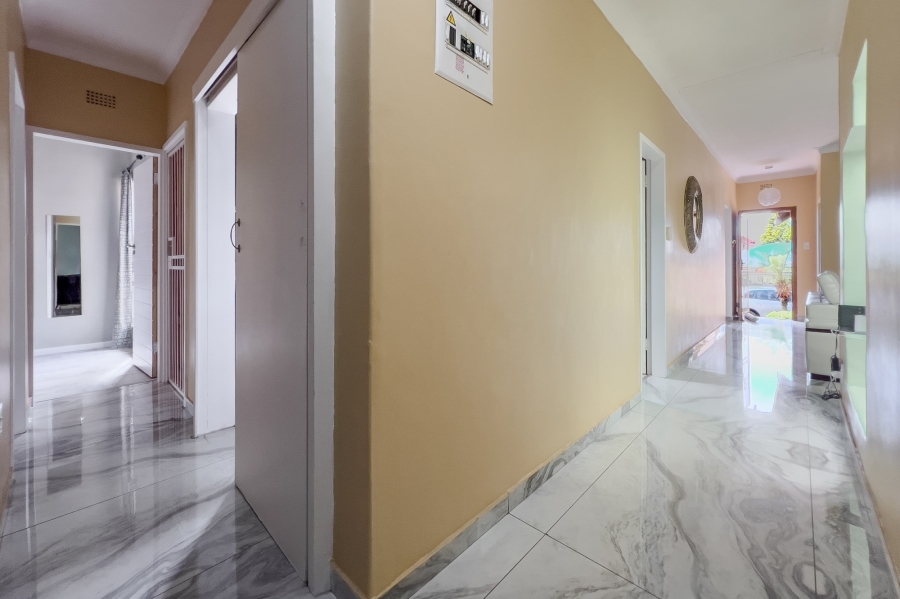 4 Bedroom Property for Sale in Birchleigh Gauteng