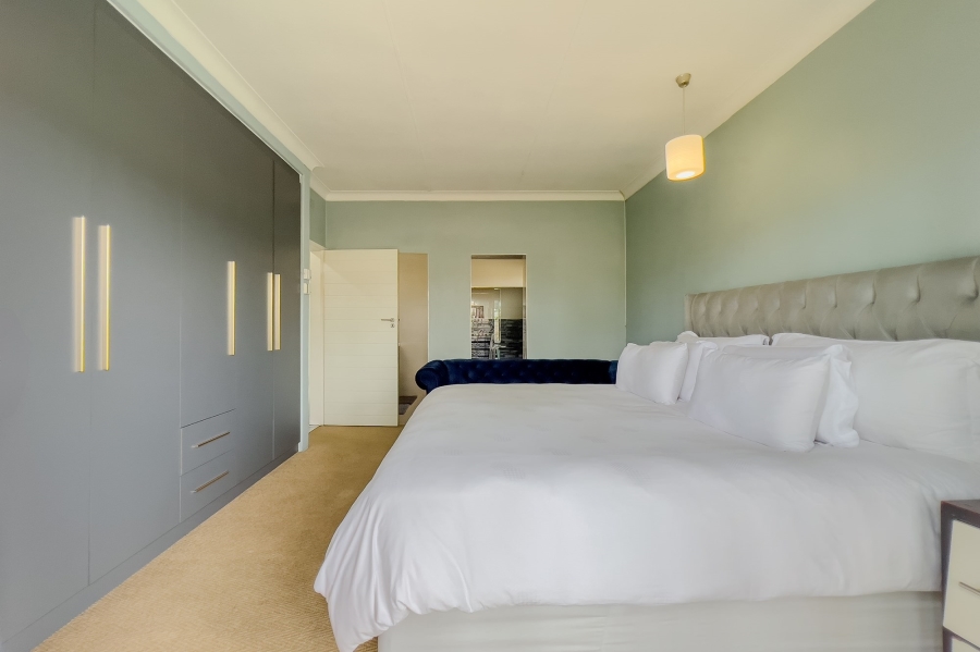 4 Bedroom Property for Sale in Birchleigh Gauteng