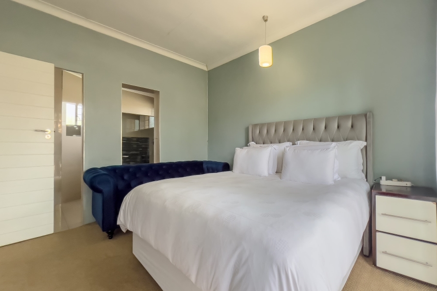4 Bedroom Property for Sale in Birchleigh Gauteng