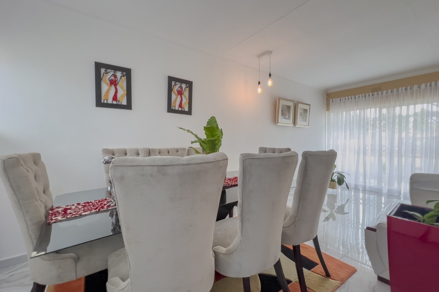 4 Bedroom Property for Sale in Birchleigh Gauteng