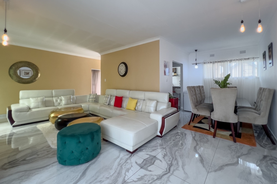 4 Bedroom Property for Sale in Birchleigh Gauteng