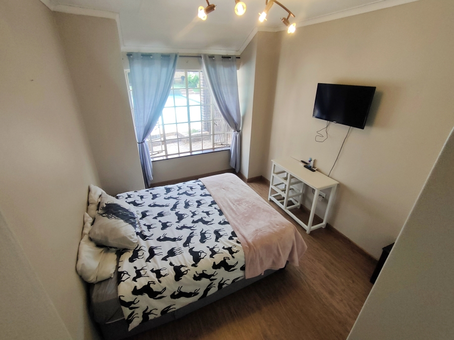 4 Bedroom Property for Sale in Brackenhurst Gauteng