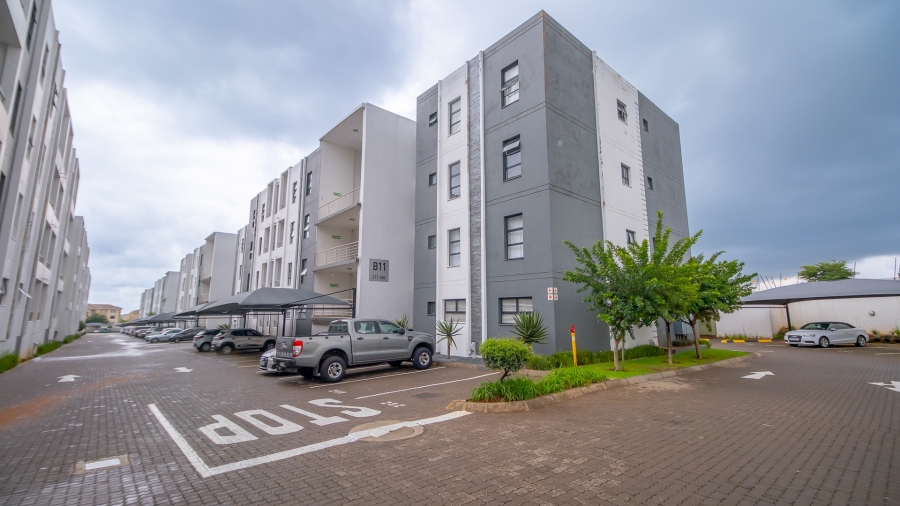 2 Bedroom Property for Sale in Carlswald Gauteng
