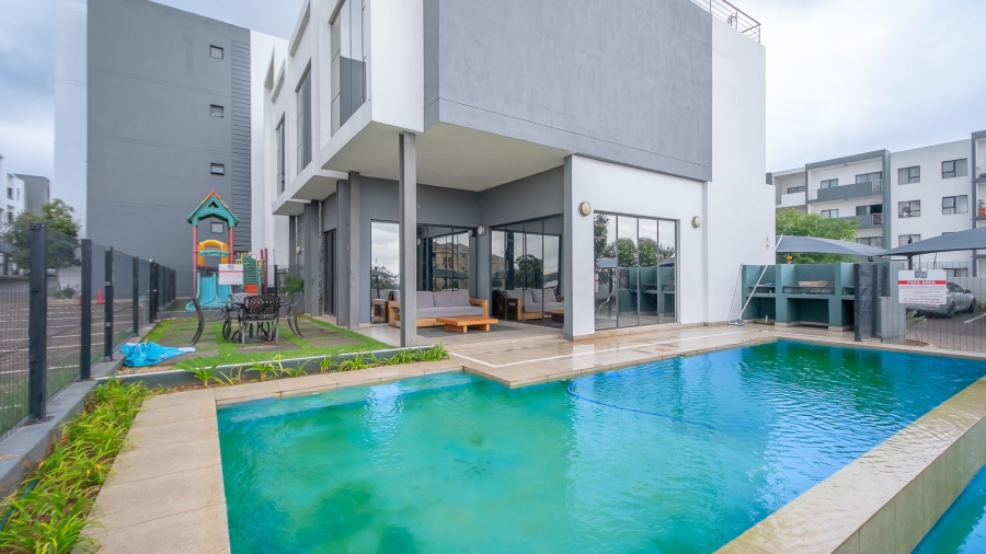 2 Bedroom Property for Sale in Carlswald Gauteng