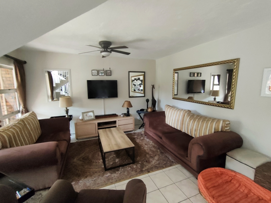 3 Bedroom Property for Sale in Brackenhurst Gauteng