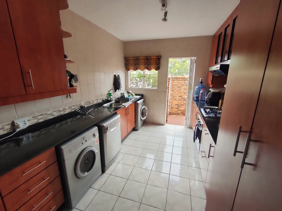3 Bedroom Property for Sale in Brackenhurst Gauteng