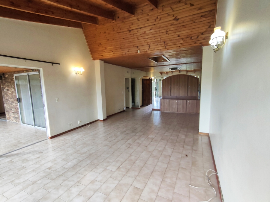 3 Bedroom Property for Sale in Brackenhurst Gauteng