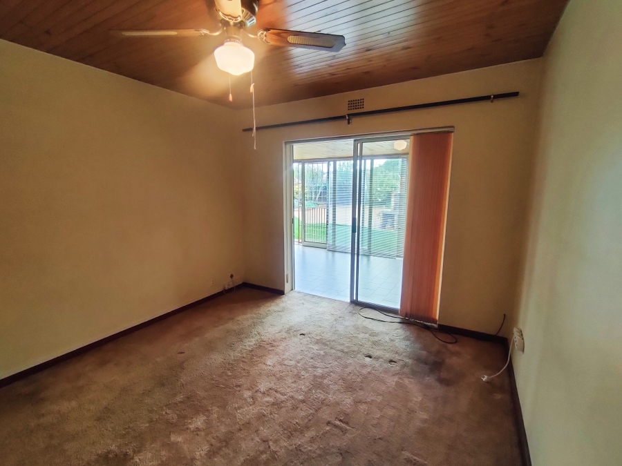 3 Bedroom Property for Sale in Brackenhurst Gauteng