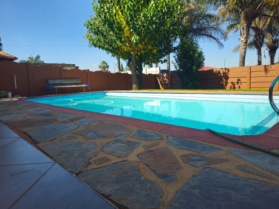 3 Bedroom Property for Sale in Sunnyridge Gauteng