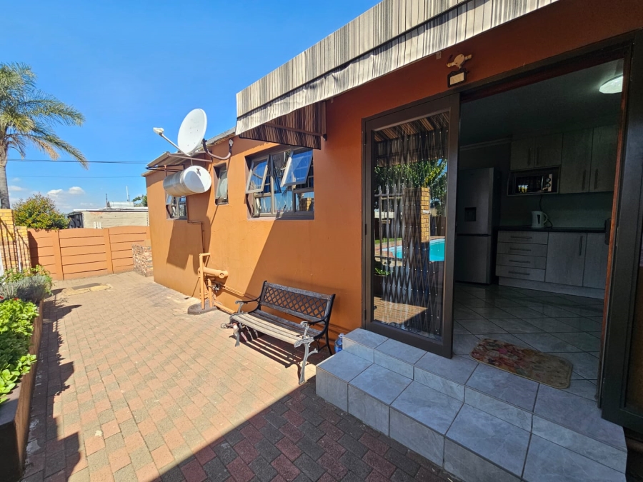 3 Bedroom Property for Sale in Sunnyridge Gauteng