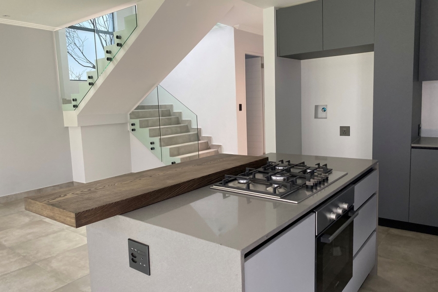 To Let 4 Bedroom Property for Rent in Bryanston Gauteng