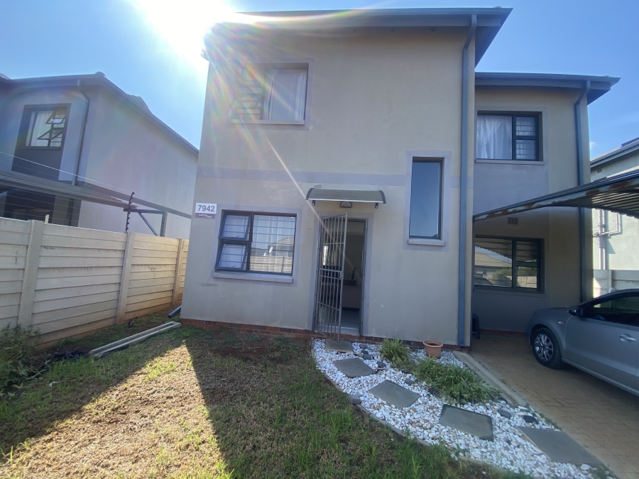 4 Bedroom Property for Sale in Lotus Gardens Gauteng