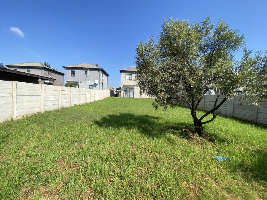 4 Bedroom Property for Sale in Lotus Gardens Gauteng