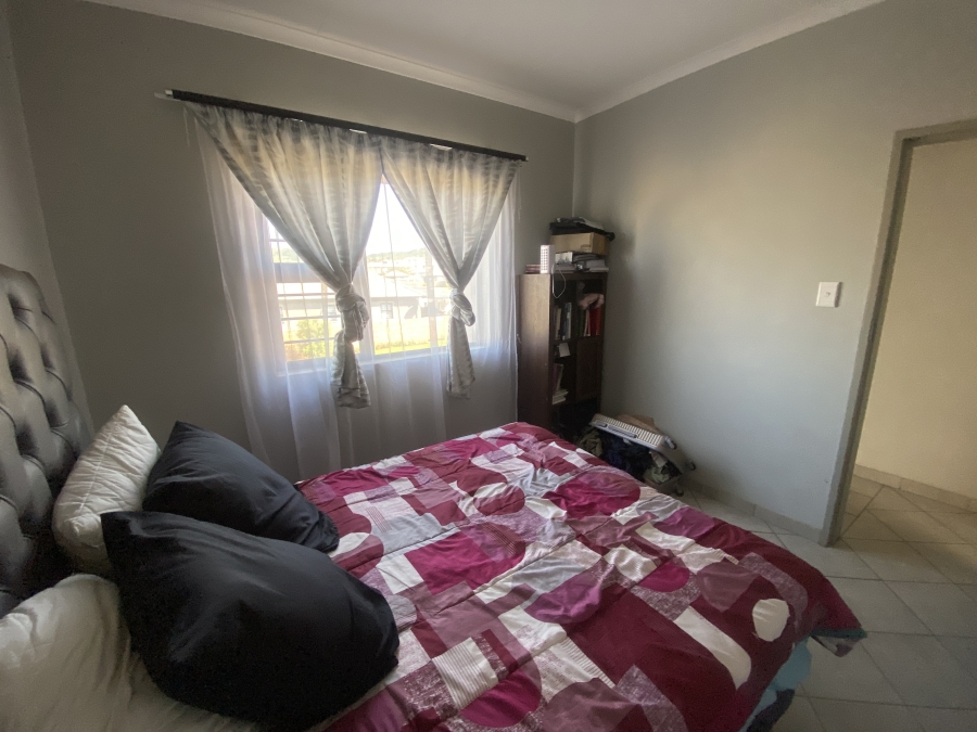 4 Bedroom Property for Sale in Lotus Gardens Gauteng