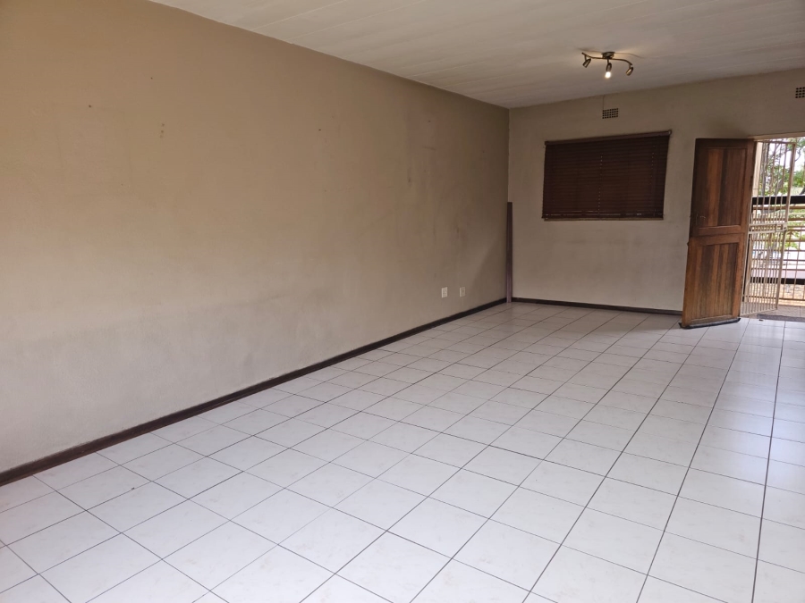 To Let 2 Bedroom Property for Rent in Witfield Gauteng