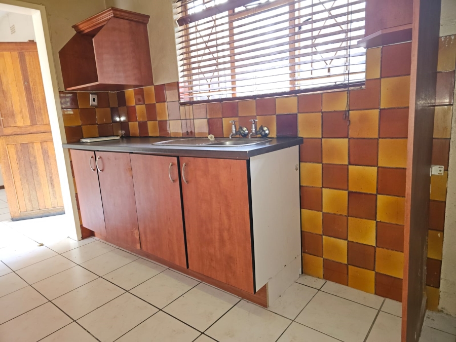 To Let 2 Bedroom Property for Rent in Witfield Gauteng