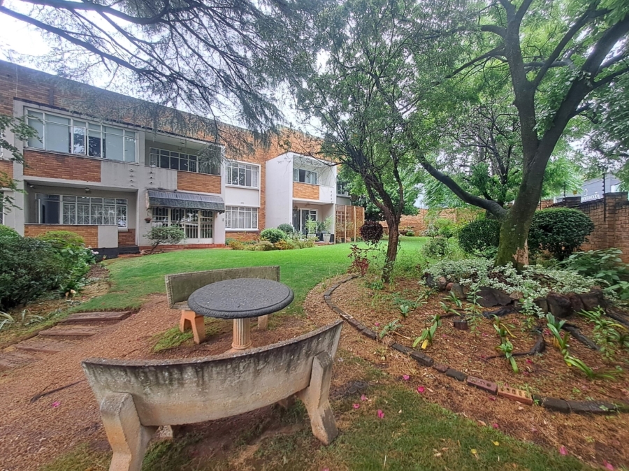 2 Bedroom Property for Sale in Craighall Park Gauteng