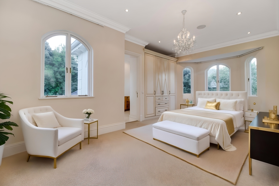 5 Bedroom Property for Sale in Hurlingham Gauteng