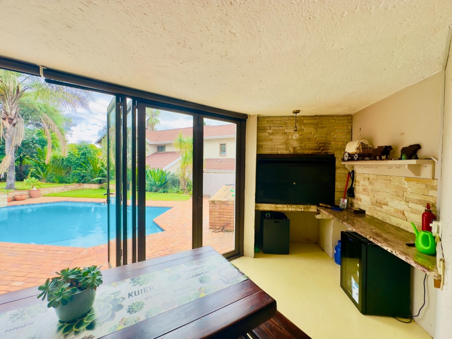 4 Bedroom Property for Sale in Lonehill Gauteng