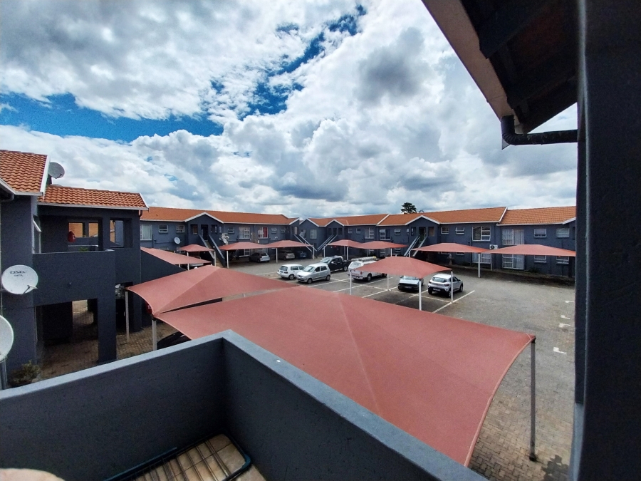 2 Bedroom Property for Sale in New Redruth Gauteng