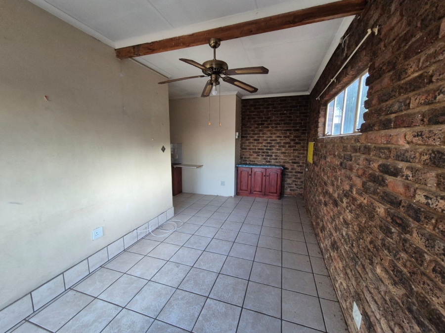 9 Bedroom Property for Sale in Montana Park Gauteng