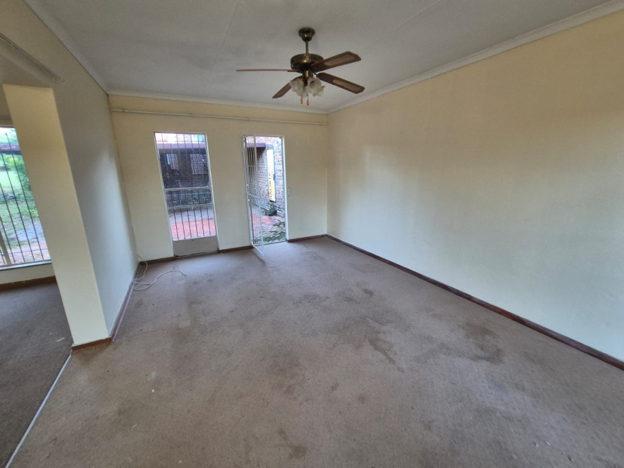 9 Bedroom Property for Sale in Montana Park Gauteng