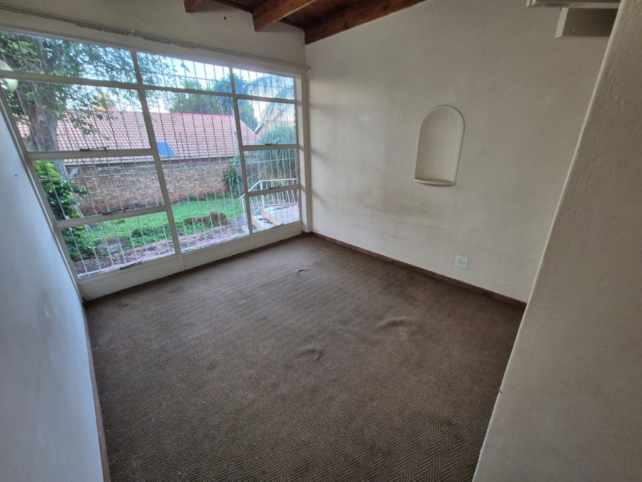 9 Bedroom Property for Sale in Montana Park Gauteng
