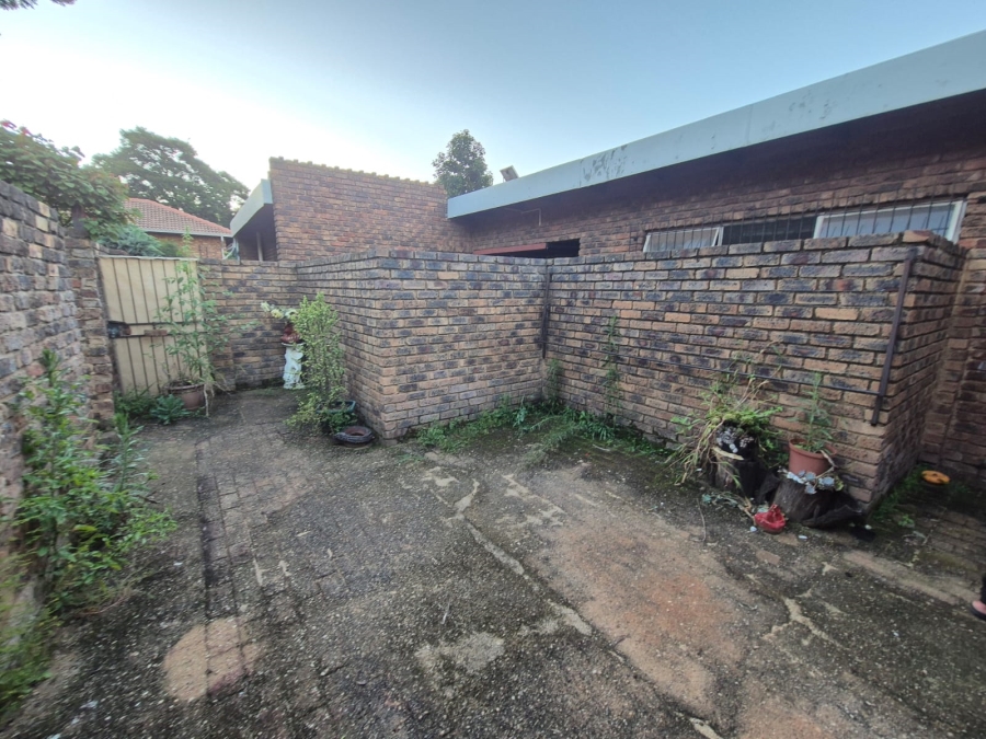 9 Bedroom Property for Sale in Montana Park Gauteng