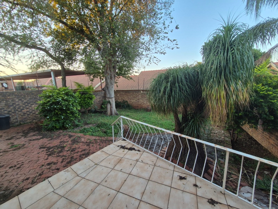 9 Bedroom Property for Sale in Montana Park Gauteng