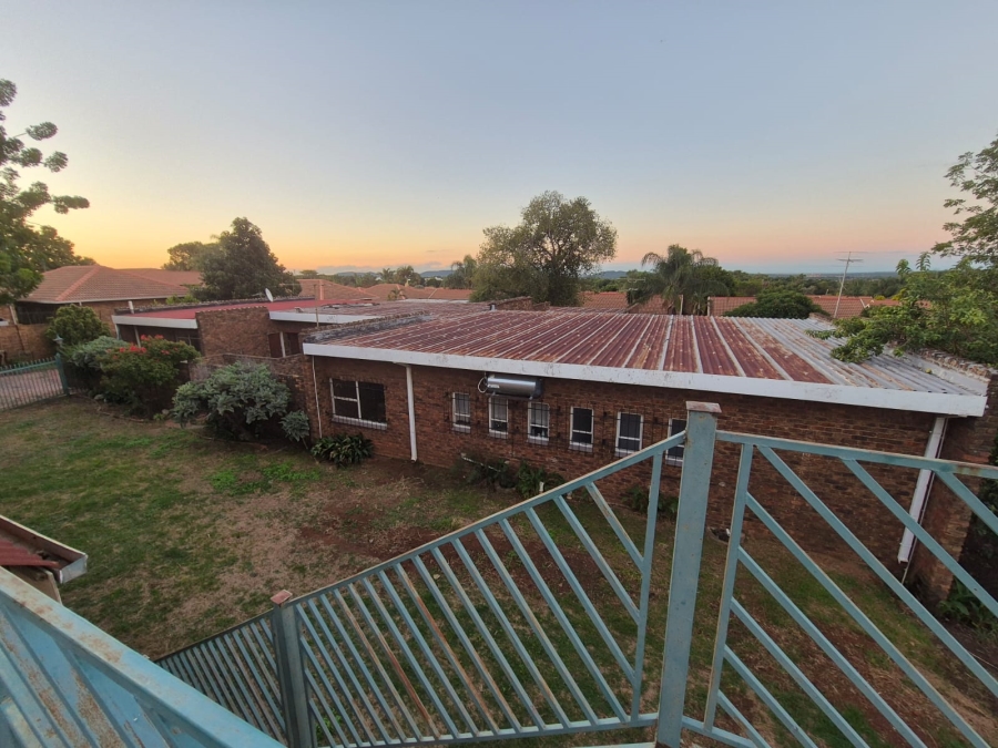 9 Bedroom Property for Sale in Montana Park Gauteng