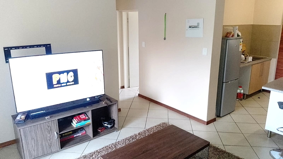 To Let 2 Bedroom Property for Rent in Monavoni Gauteng