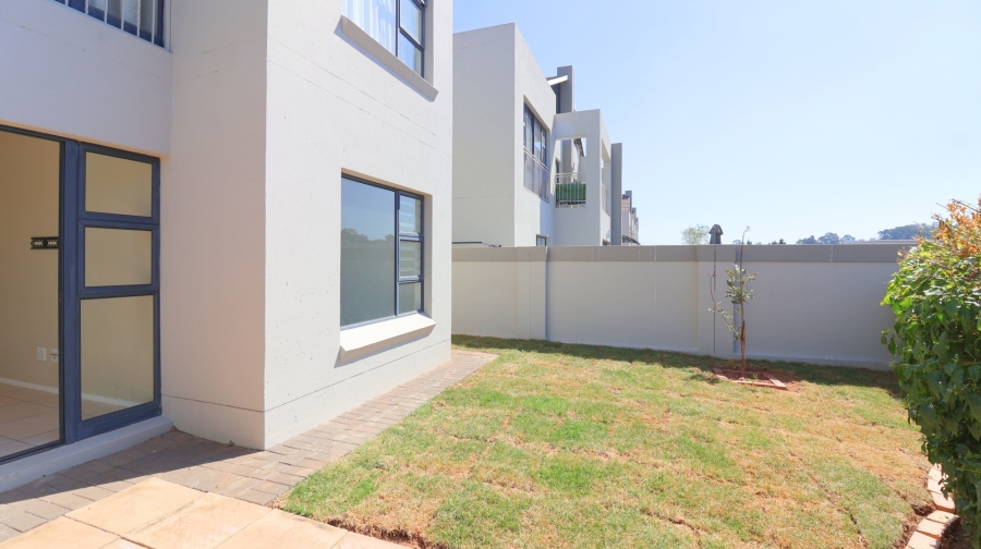 1 Bedroom Property for Sale in Lonehill Gauteng
