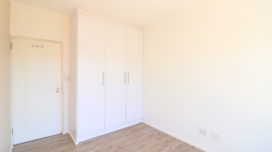 1 Bedroom Property for Sale in Lonehill Gauteng