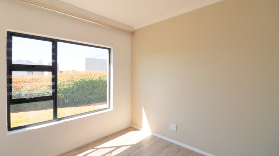 1 Bedroom Property for Sale in Lonehill Gauteng