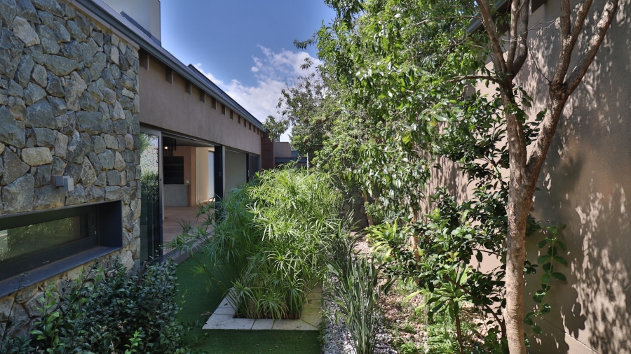 To Let 4 Bedroom Property for Rent in Kyalami Ah Gauteng