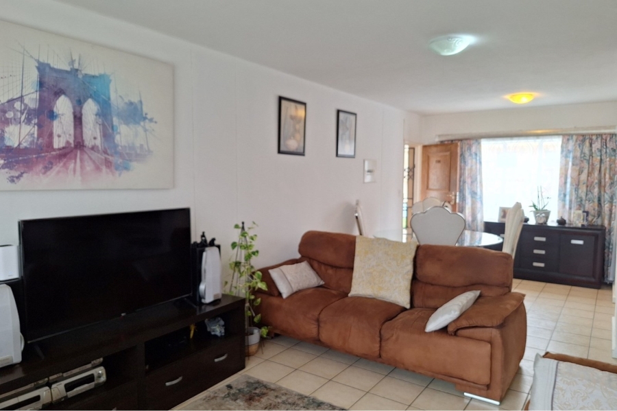3 Bedroom Property for Sale in Karenpark Gauteng