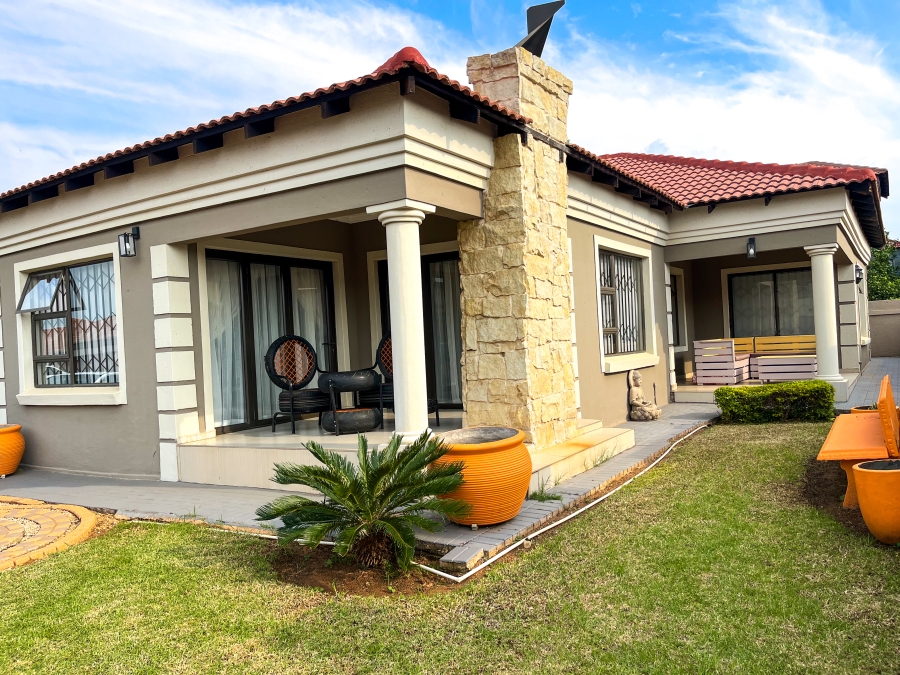 3 Bedroom Property for Sale in The Orchards Gauteng