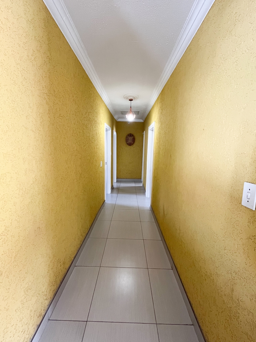 3 Bedroom Property for Sale in The Orchards Gauteng