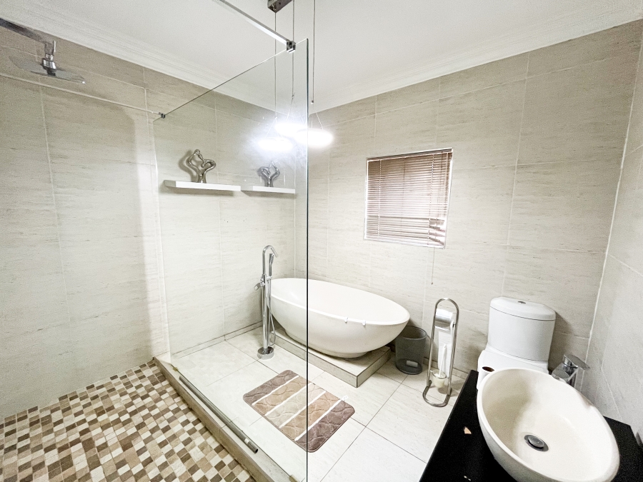 3 Bedroom Property for Sale in The Orchards Gauteng