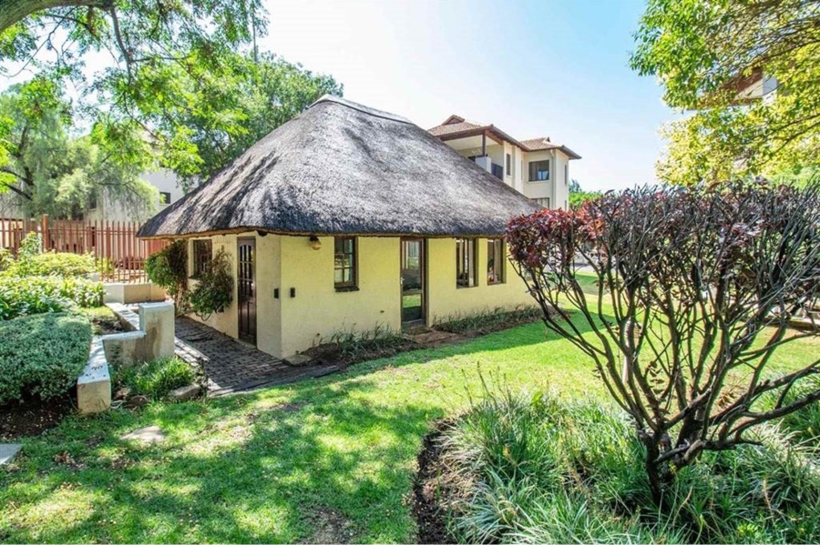 2 Bedroom Property for Sale in Broadacres Gauteng