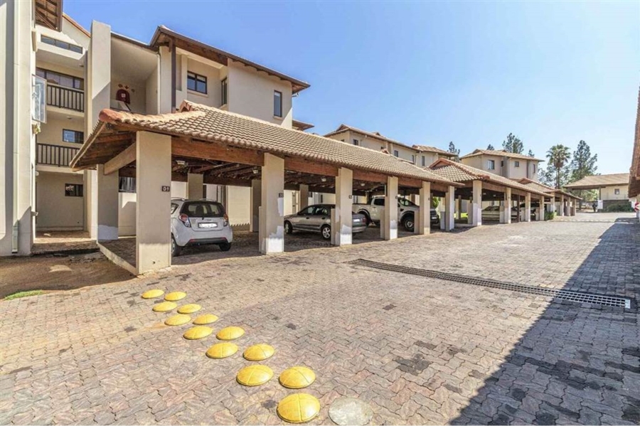 2 Bedroom Property for Sale in Broadacres Gauteng