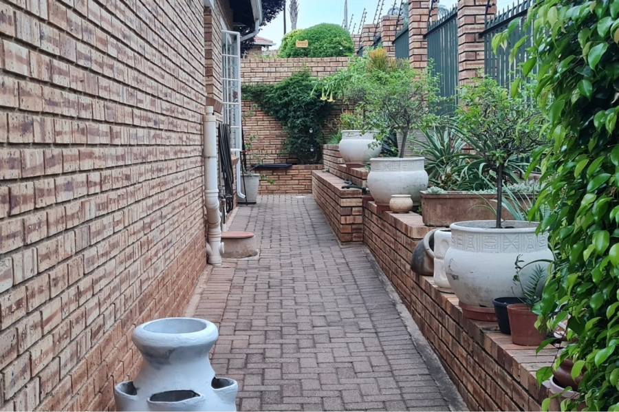 3 Bedroom Property for Sale in Chancliff Ridge Gauteng