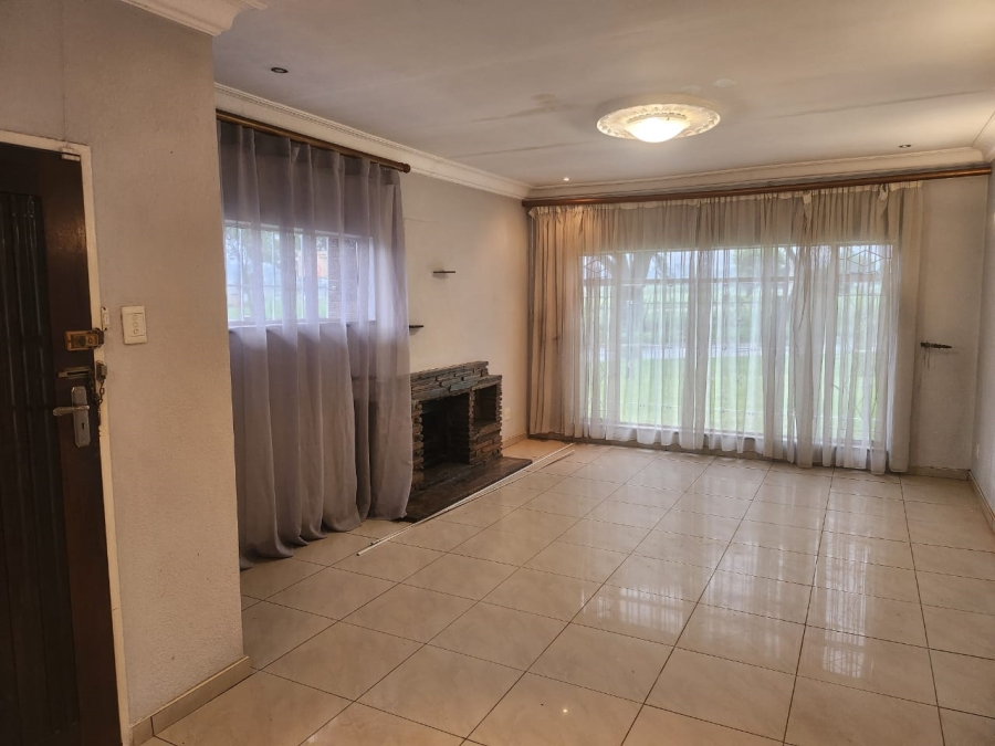 To Let 3 Bedroom Property for Rent in Elspark Gauteng