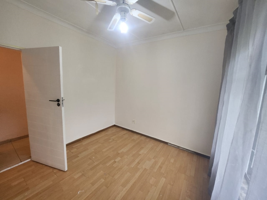 To Let 3 Bedroom Property for Rent in Elspark Gauteng
