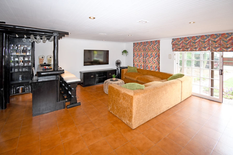 To Let 4 Bedroom Property for Rent in Ferndale Gauteng