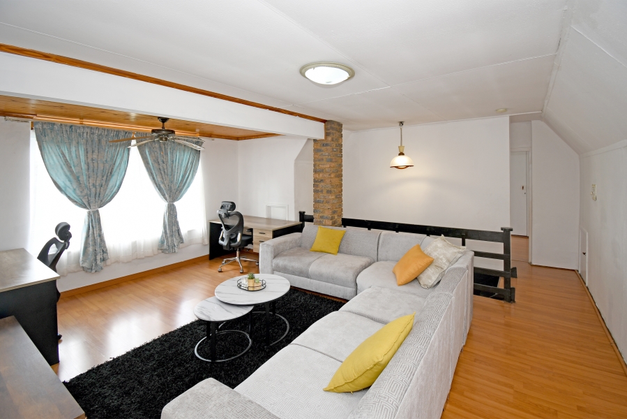 To Let 4 Bedroom Property for Rent in Ferndale Gauteng