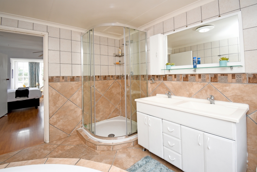 To Let 4 Bedroom Property for Rent in Ferndale Gauteng