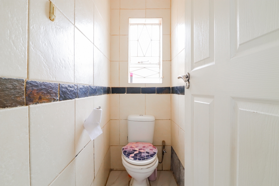 3 Bedroom Property for Sale in Lenasia South Gauteng